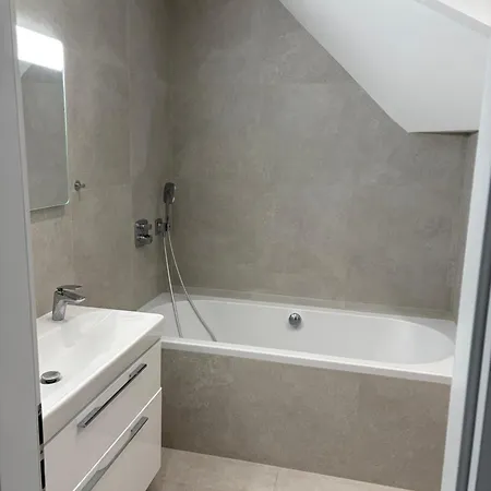 Apartamento Nám Snp *